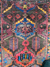 Load image into Gallery viewer, Damon