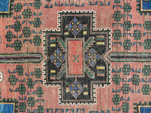 Load image into Gallery viewer, Farhad