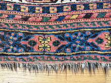 Load image into Gallery viewer, Farhad