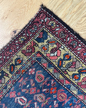 Load image into Gallery viewer, Soroush