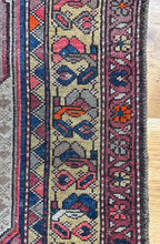 Load image into Gallery viewer, Soroush