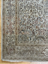 Load image into Gallery viewer, Kamran