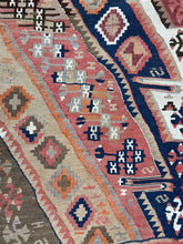 Load image into Gallery viewer, Belgin