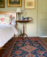 Load image into Gallery viewer, Nima
