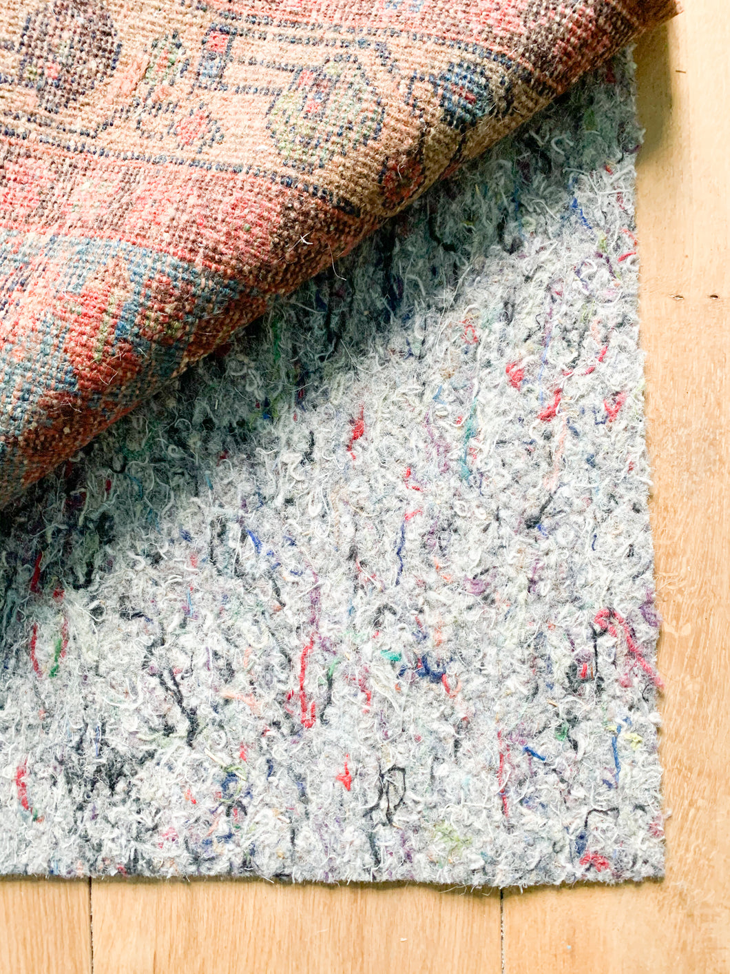 Underlay for big rugs