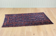 Load image into Gallery viewer, Rafat
